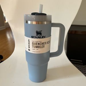 Stanley 30oz quencher - brand new!